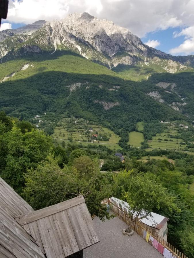 Bujtina Carku Ξενοδοχείο Theth Εξωτερικό φωτογραφία